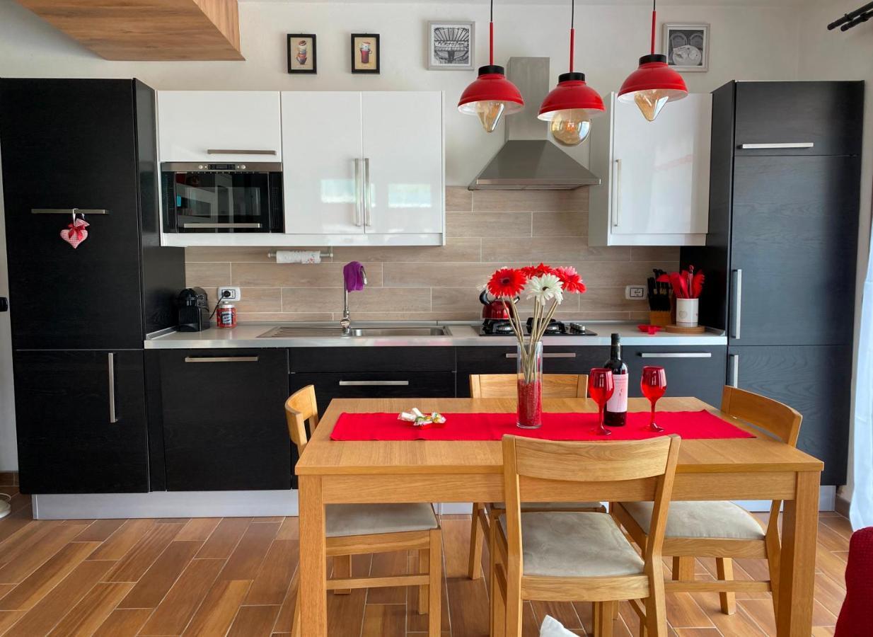 Nidi Del Faggio Rosso - Family Holiday Home Maresca Luaran gambar